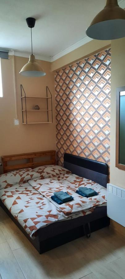 Csenge Apartman Keszthely Extérieur photo